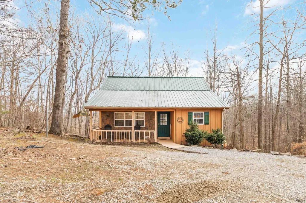 214 Enchanted Forest Way Burnside KY 42519
