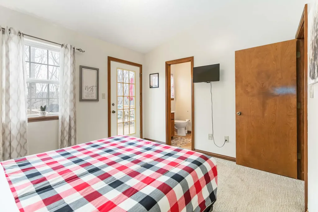 214 Enchanted Forest Way Burnside KY 42519