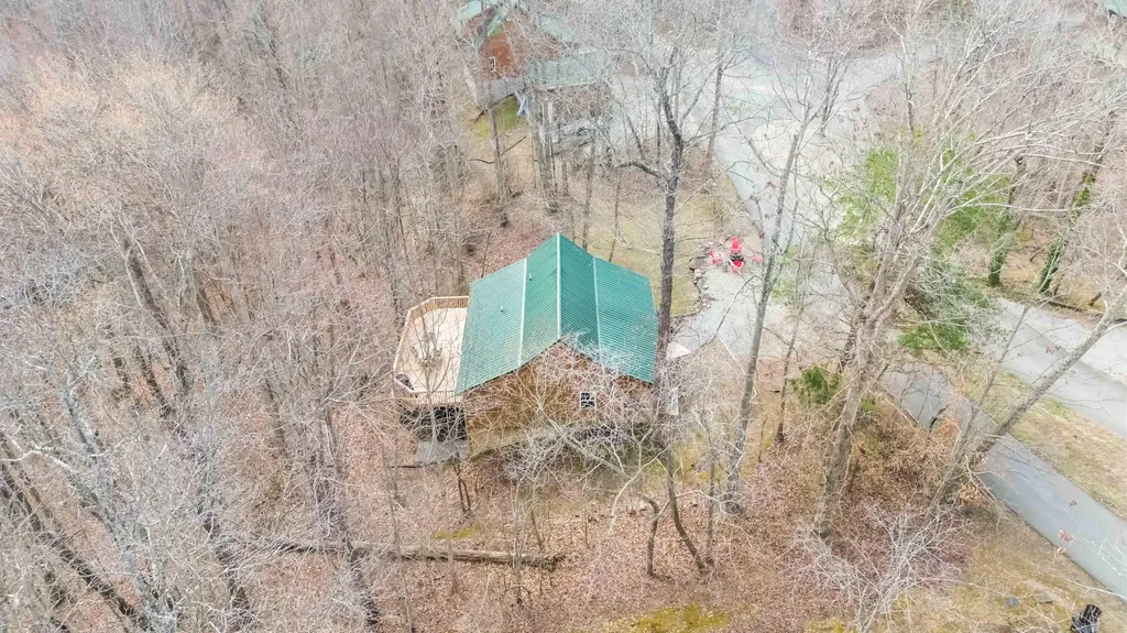 214 Enchanted Forest Way Burnside KY 42519