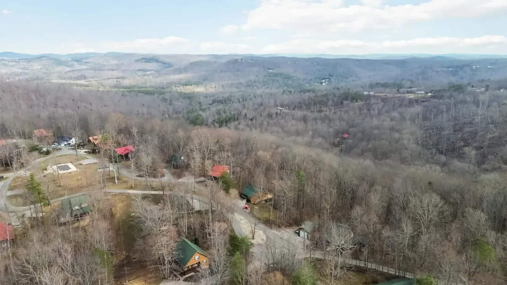 214 Enchanted Forest Way Burnside KY 42519