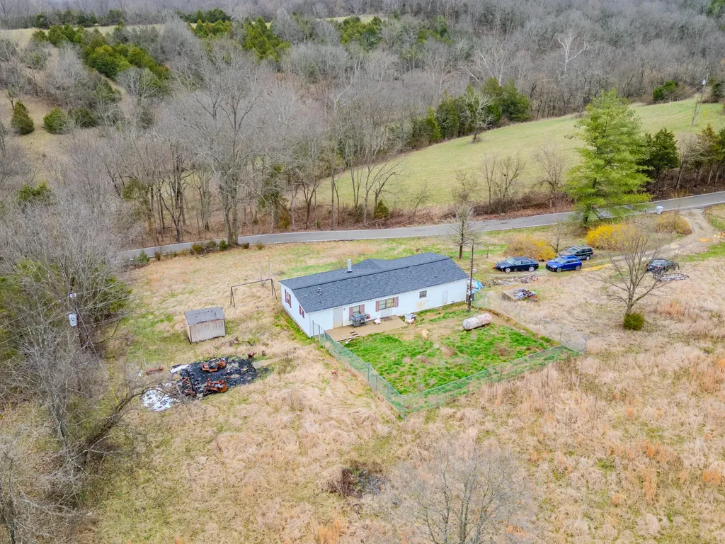 1636 Josephine Road Stamping Ground KY 40379