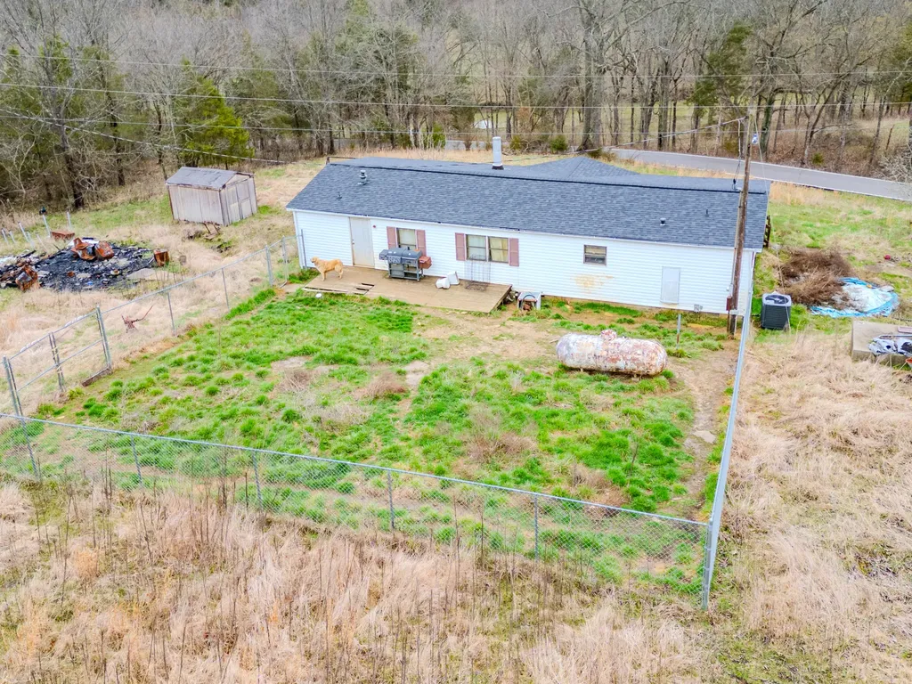 1636 Josephine Road Stamping Ground KY 40379