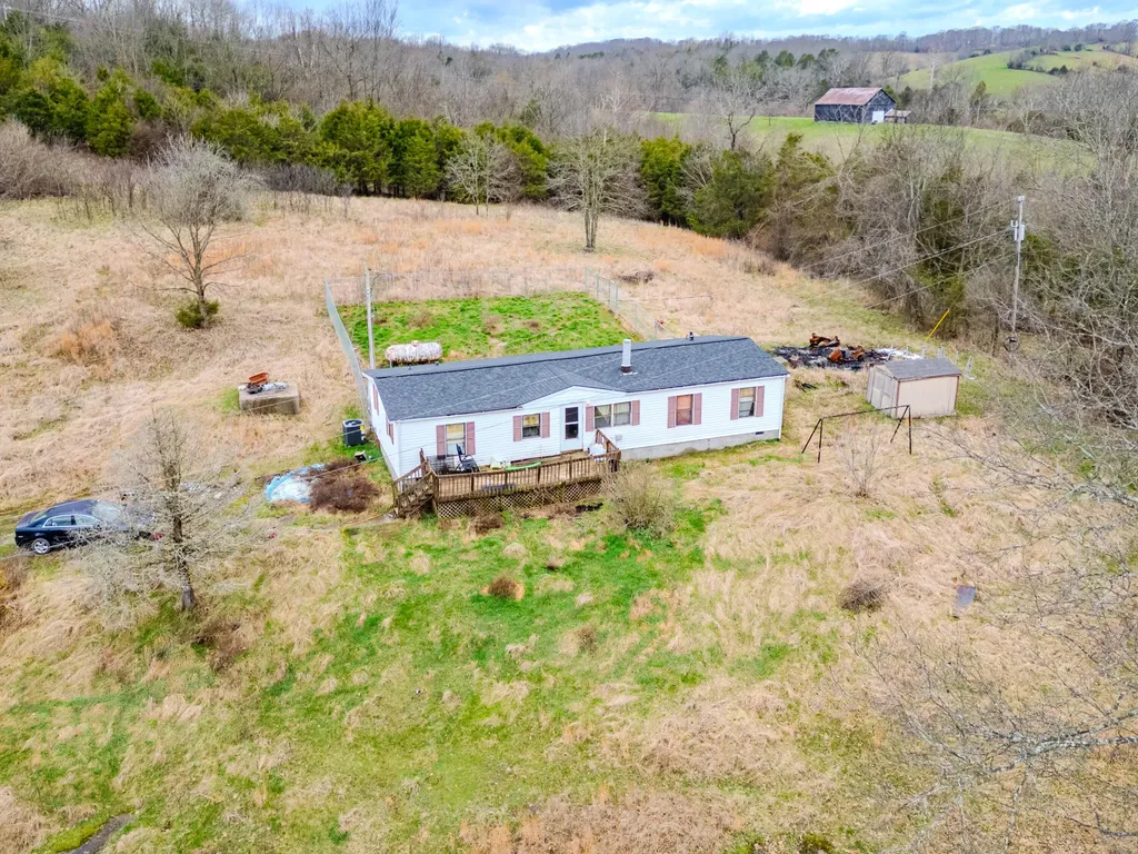 1636 Josephine Road Stamping Ground KY 40379