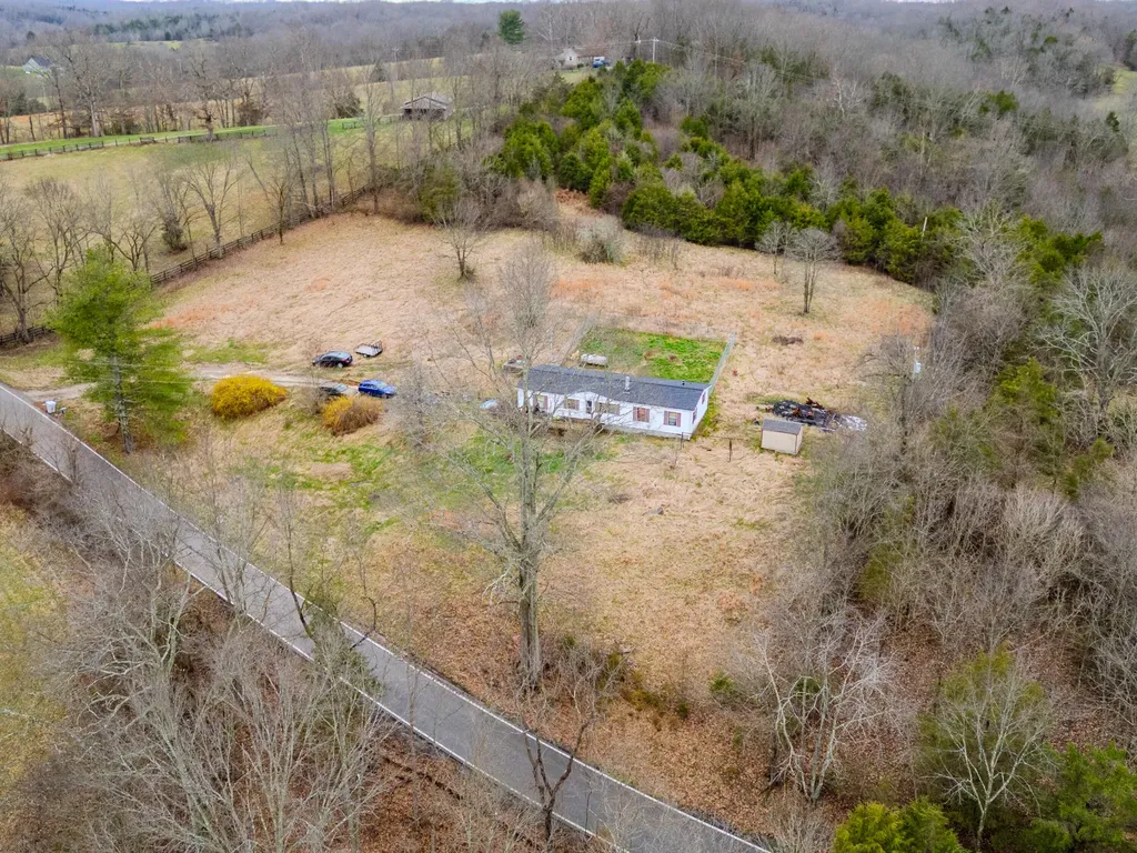 1636 Josephine Road Stamping Ground KY 40379