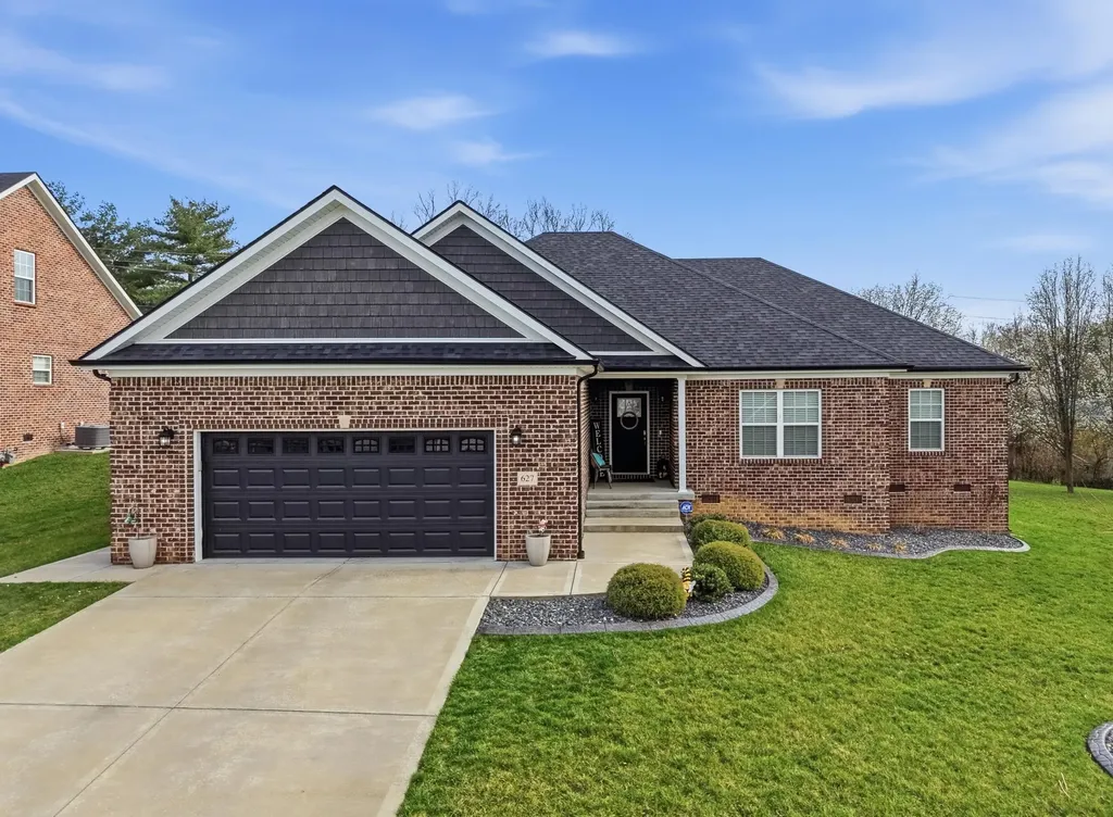 627 Four Winds Drive Richmond KY 40475