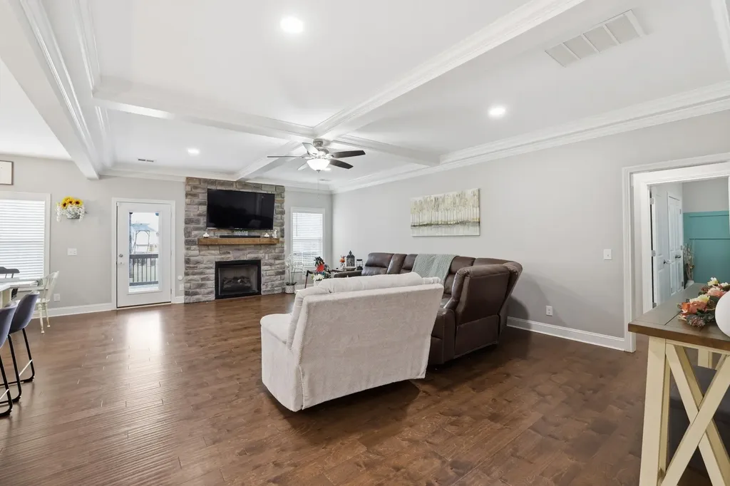 627 Four Winds Drive Richmond KY 40475