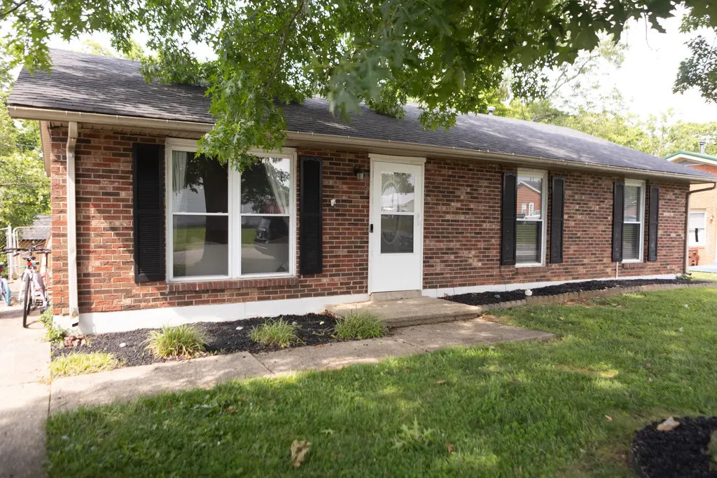 59 Holiday Road Winchester KY 40391