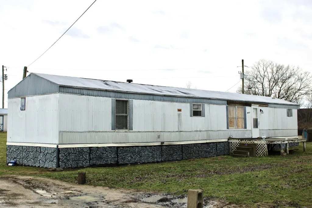 8210 Orangeburg Road Maysville KY 41056