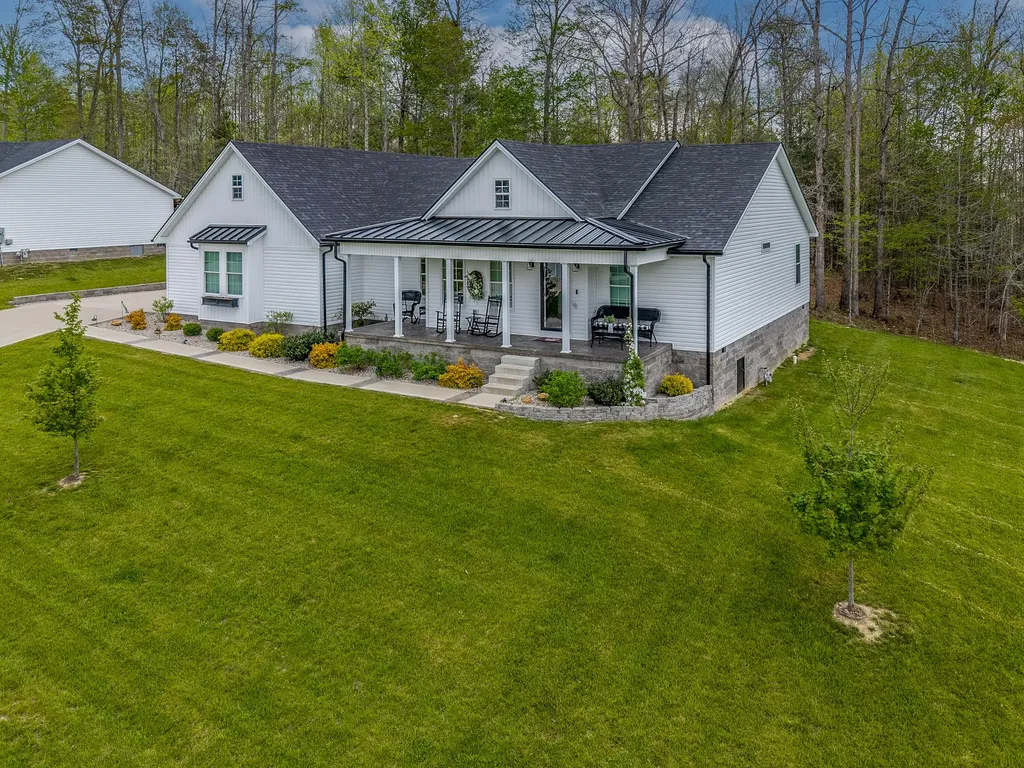 102 Woodlock Drive Morehead KY 40351