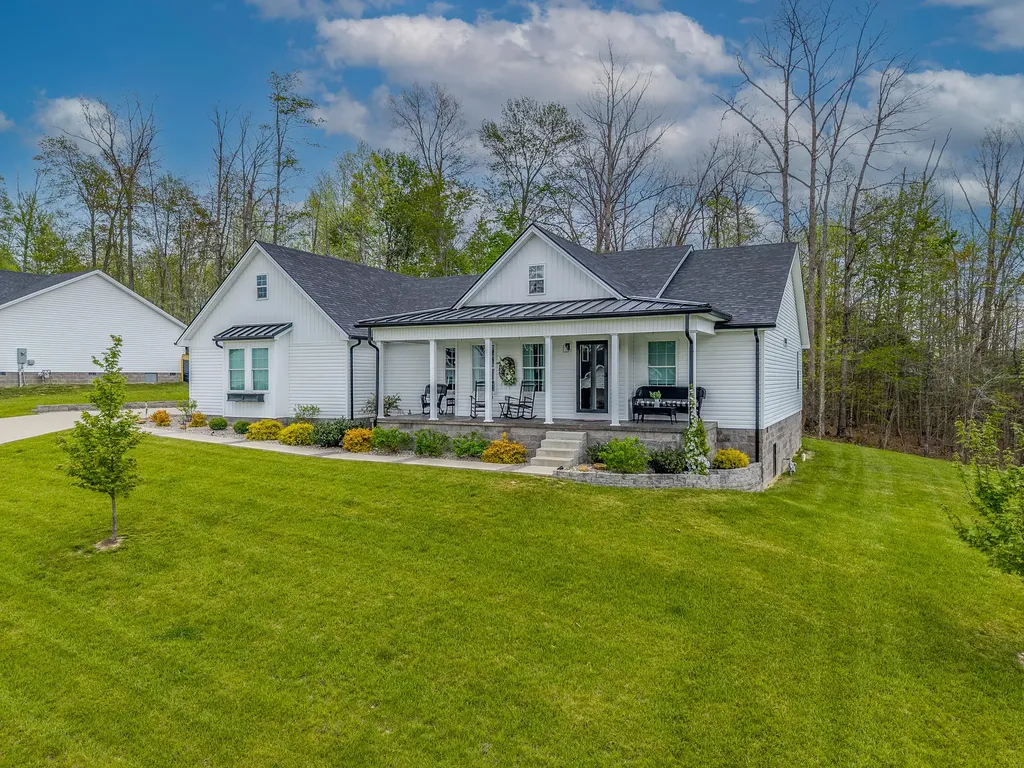 102 Woodlock Drive Morehead KY 40351