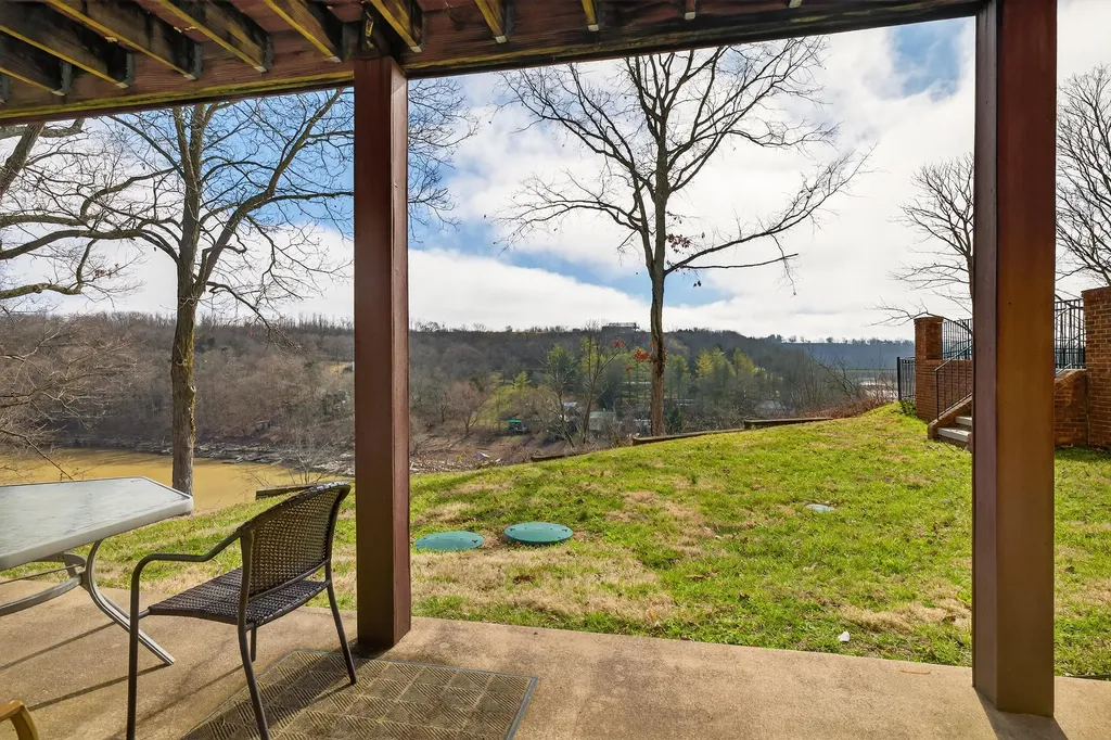 189 Old Bridge Road Danville KY 40422