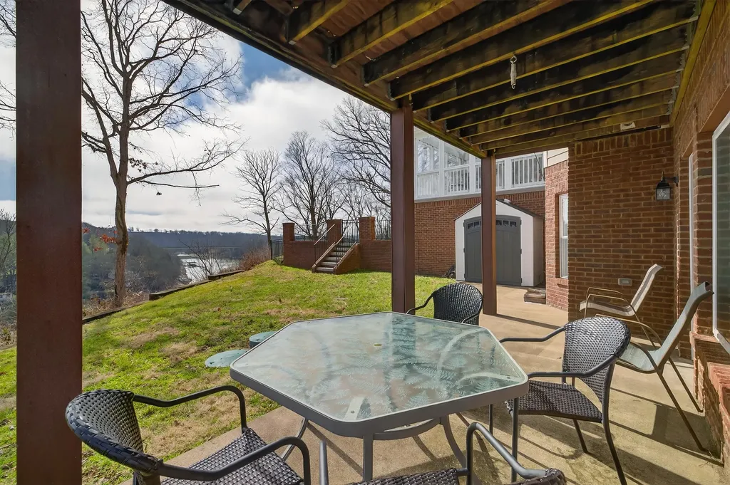 189 Old Bridge Road Danville KY 40422