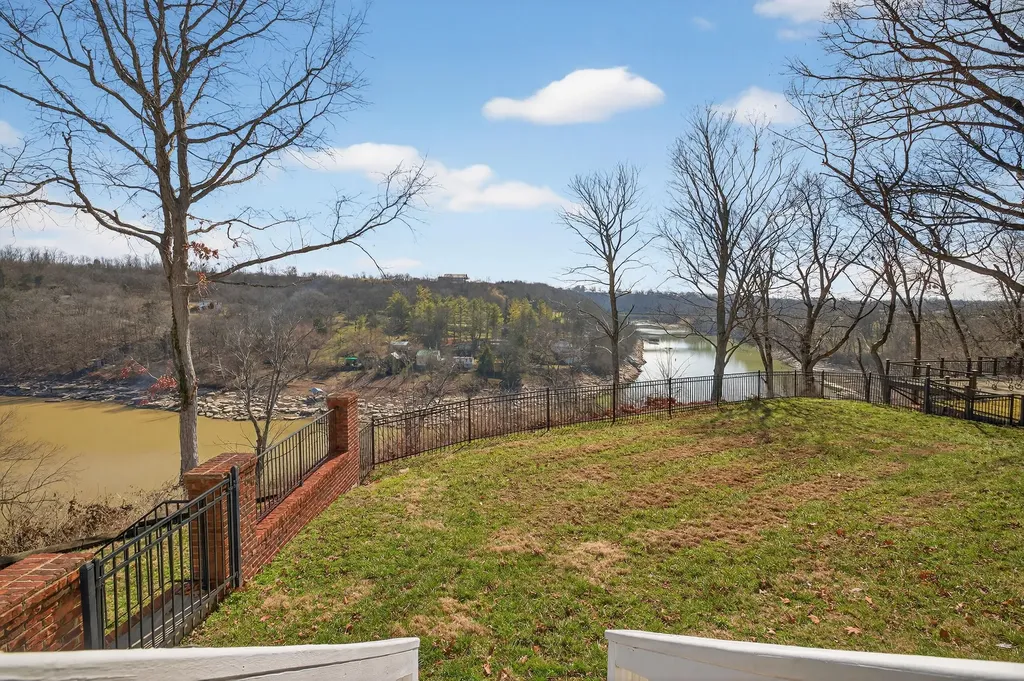 189 Old Bridge Road Danville KY 40422
