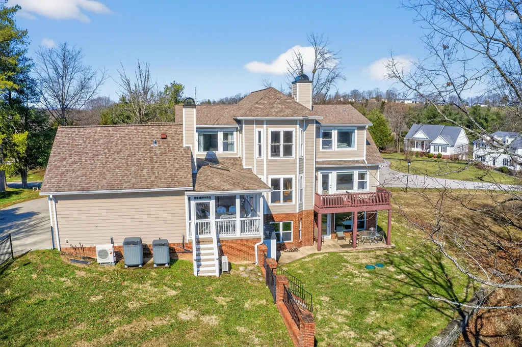 189 Old Bridge Road Danville KY 40422