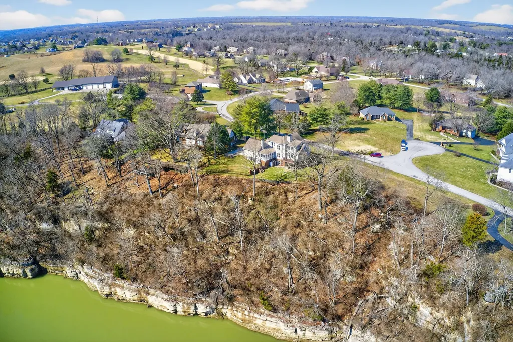 189 Old Bridge Road Danville KY 40422