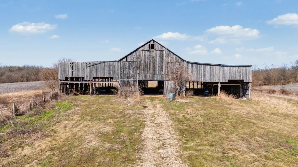 2262 Cane Ridge Road Paris KY 40361