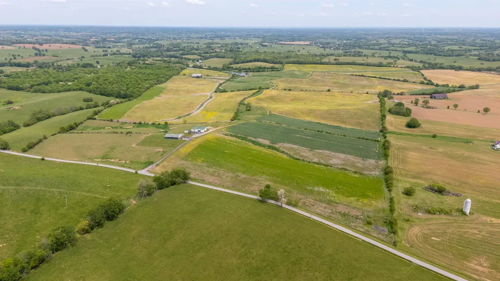2262 Cane Ridge Road Paris KY 40361