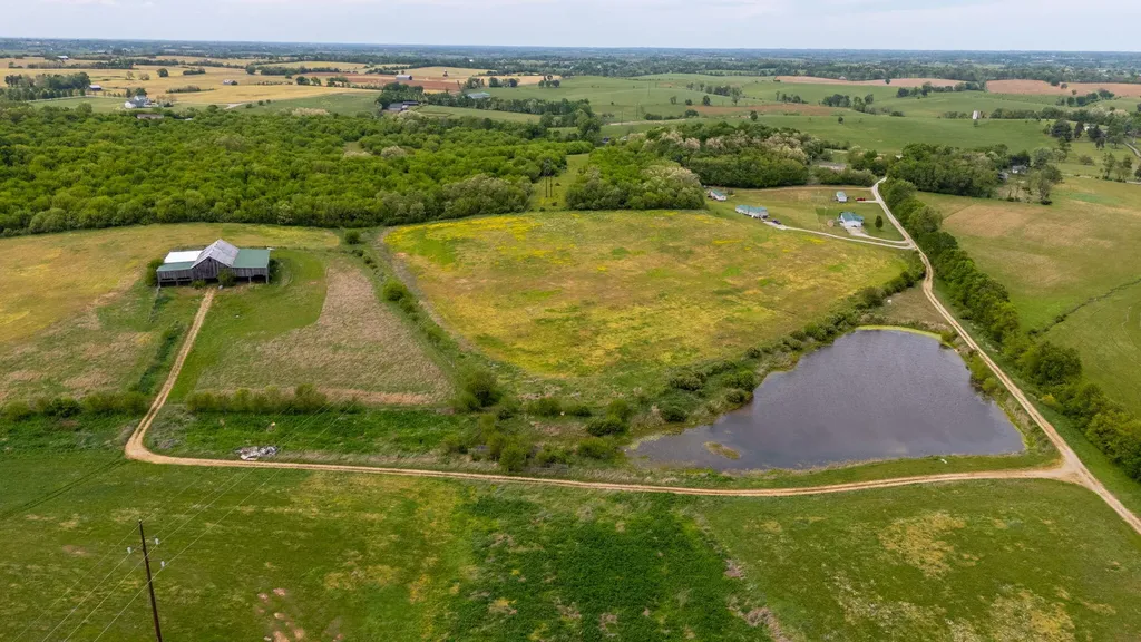 2262 Cane Ridge Road Paris KY 40361