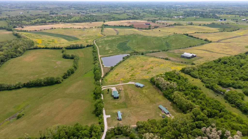 2262 Cane Ridge Road Paris KY 40361