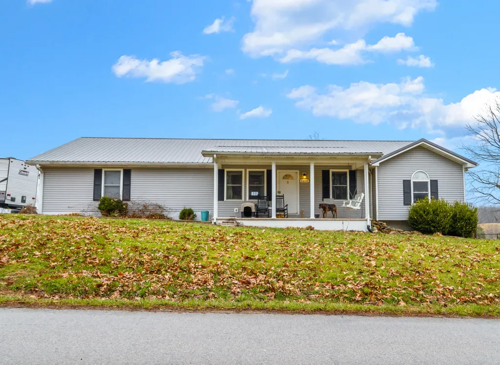 1484 W Pine Hill Road London KY 40744