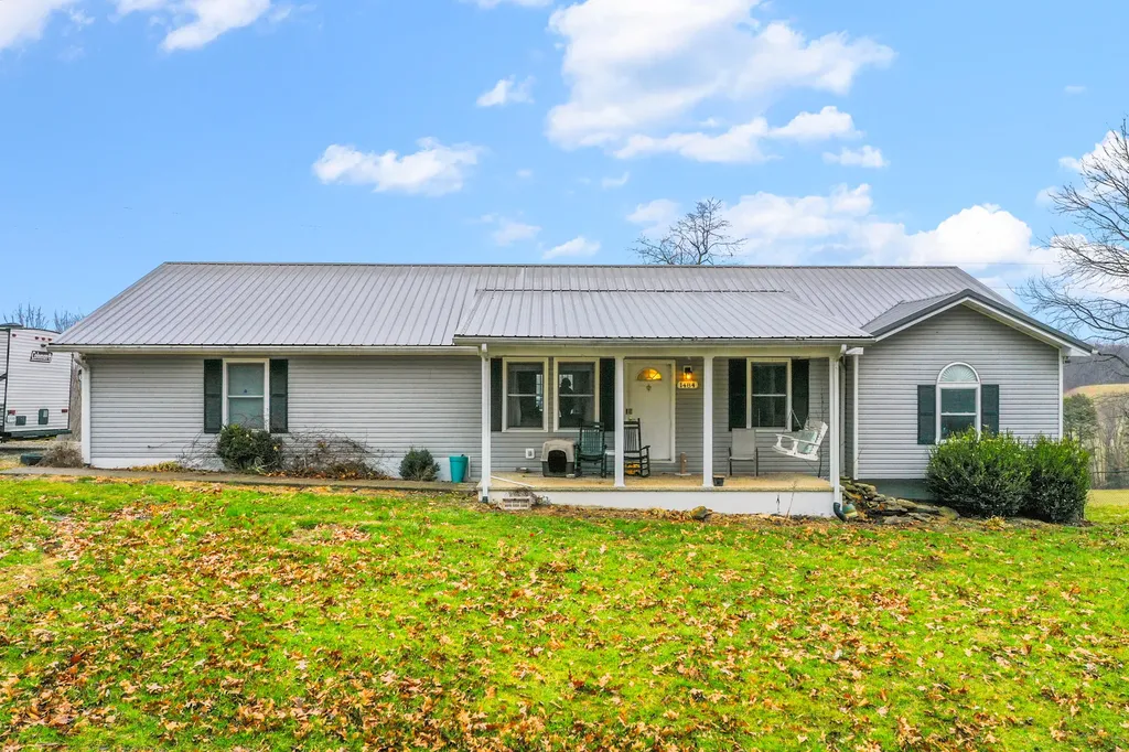 1484 W Pine Hill Road London KY 40744