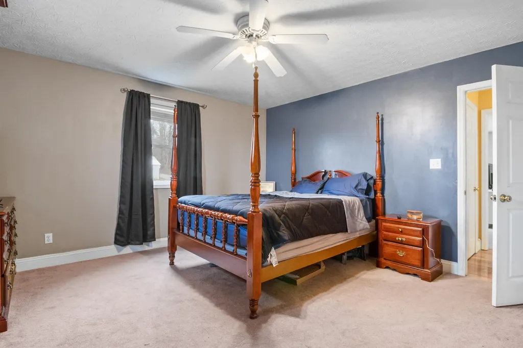 1484 W Pine Hill Road London KY 40744