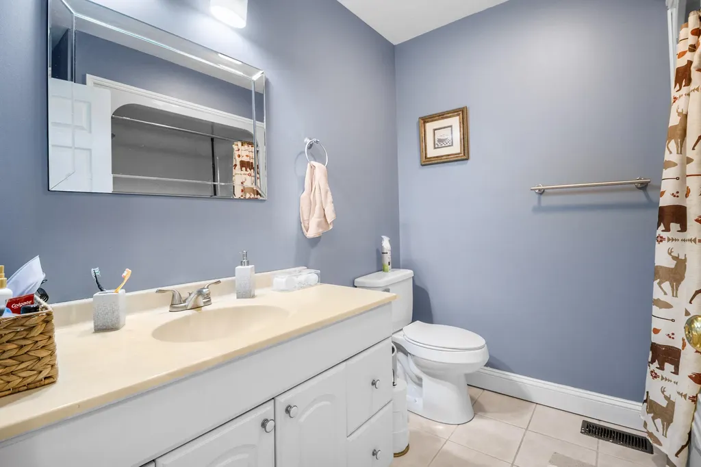 1484 W Pine Hill Road London KY 40744