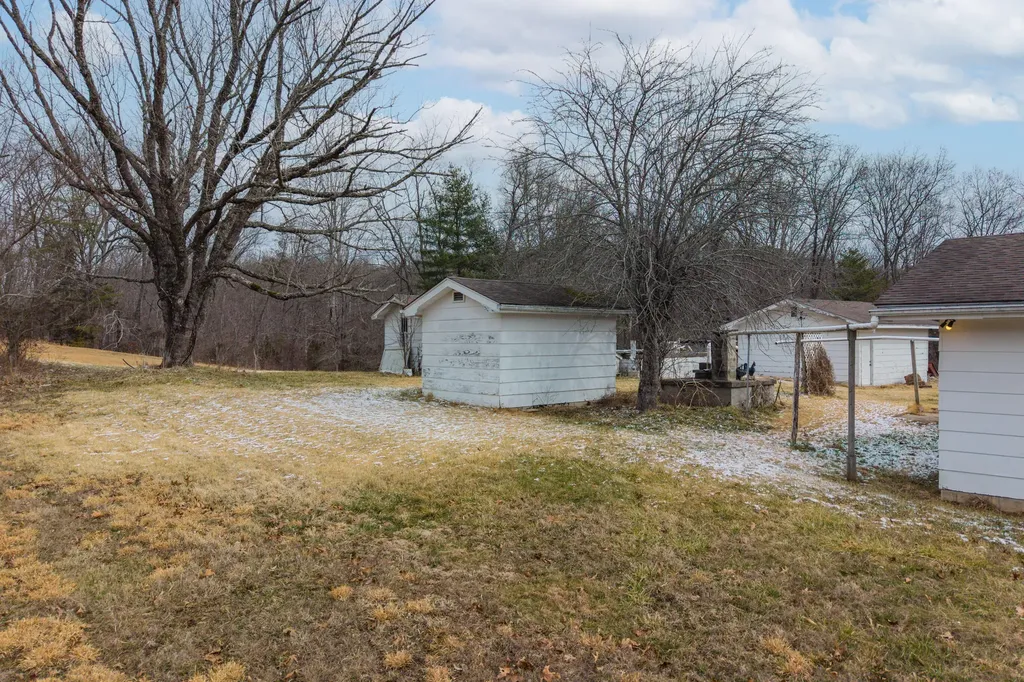 280 Pine Ridge Road Winchester KY 40391