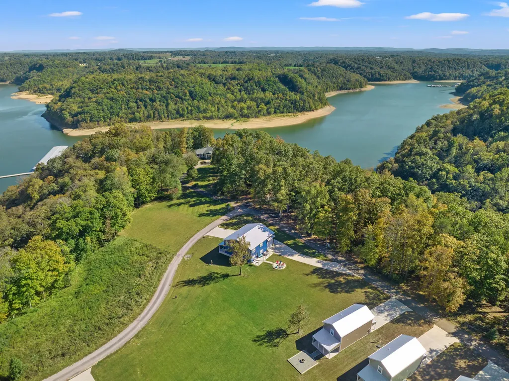 19 Gracie Lane Russell Springs KY 42642