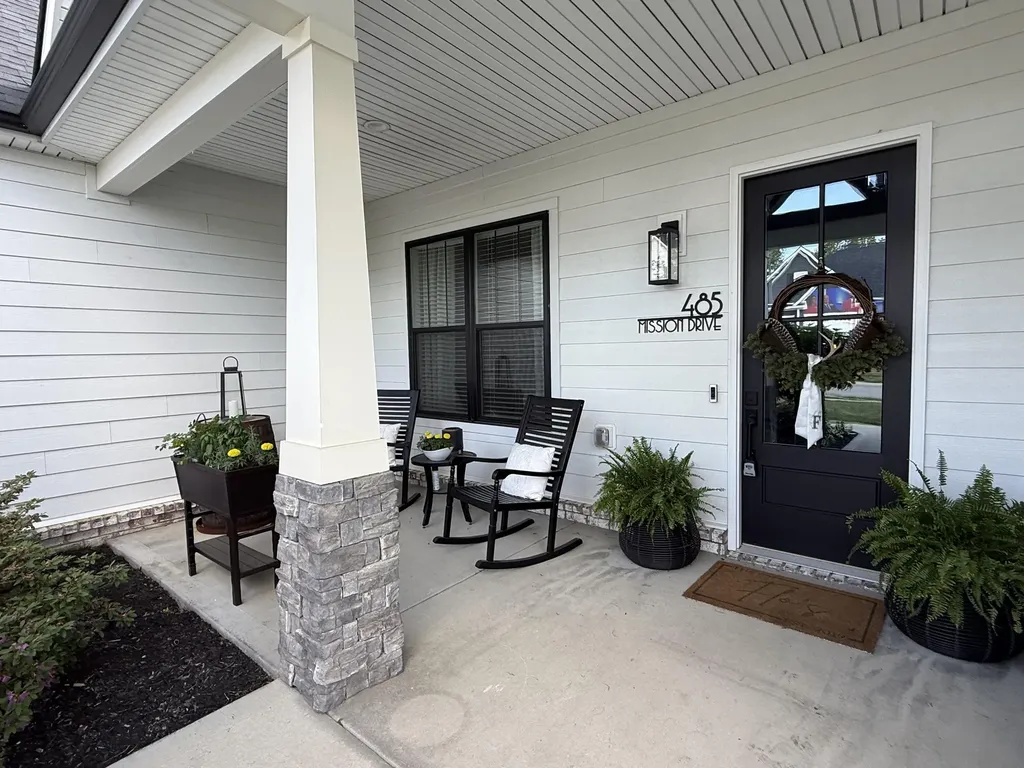 485 Mission Drive Versailles KY 40383