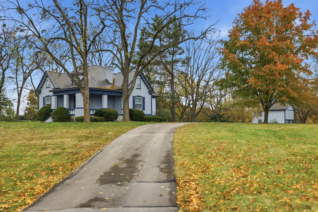 3661 Military Pike Lexington KY 40513