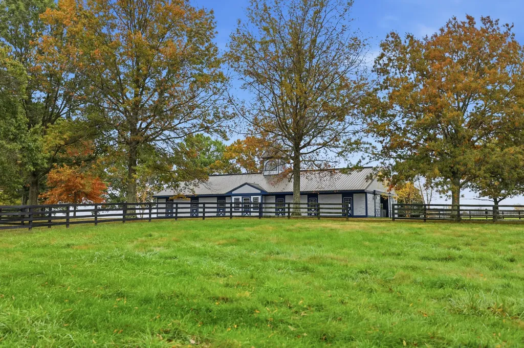 3661 Military Pike Lexington KY 40513
