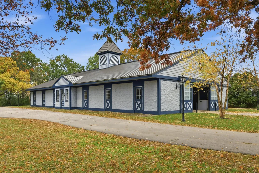 3661 Military Pike Lexington KY 40513