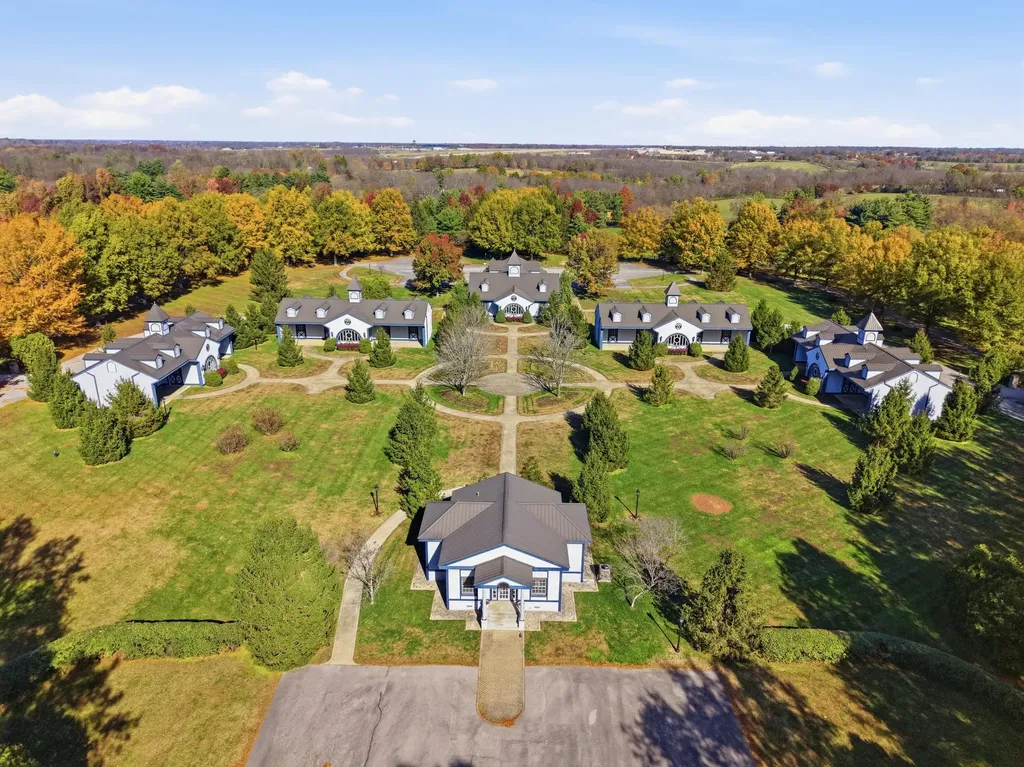 3661 Military Pike Lexington KY 40513