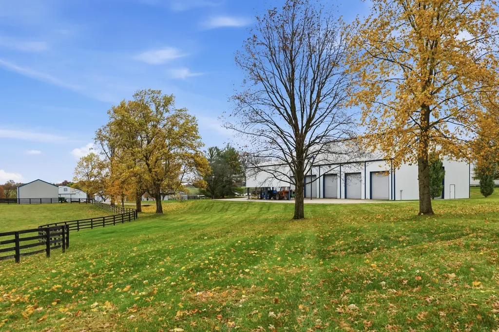 3661 Military Pike Lexington KY 40513