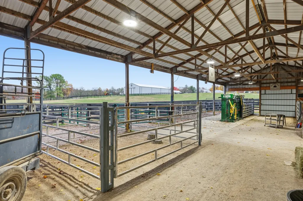 3661 Military Pike Lexington KY 40513