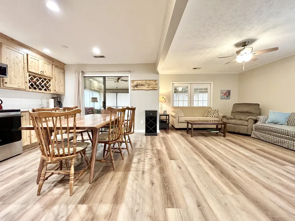 86-3 Woodson Bend Resort Bronston KY 42518