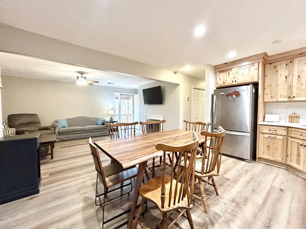 86-3 Woodson Bend Resort Bronston KY 42518