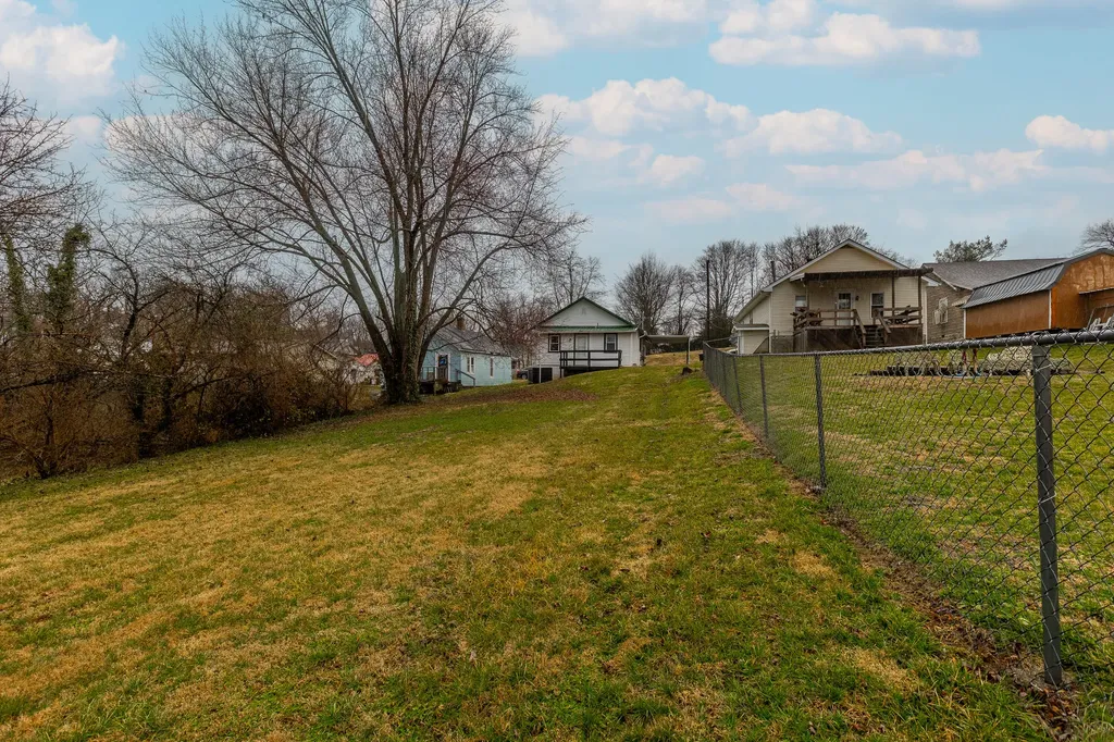 212 Montgomery Avenue Mt Sterling KY 40353