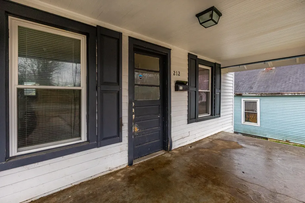212 Montgomery Avenue Mt Sterling KY 40353