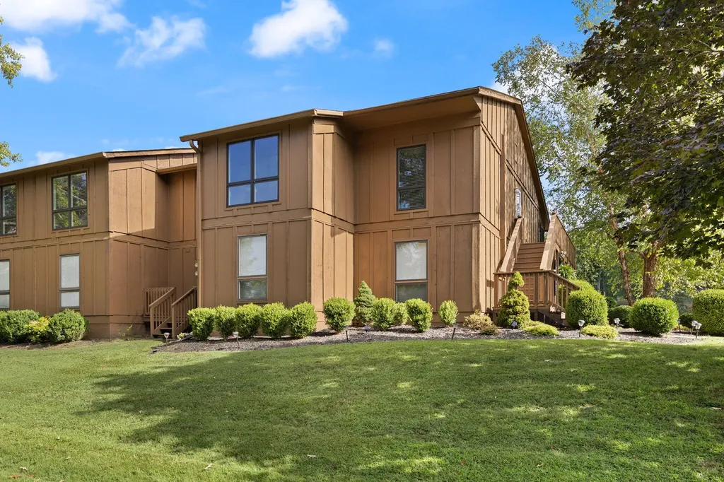 74 Woodson Bend Resort Bronston KY 42518