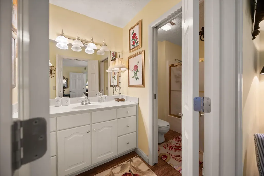 74 Woodson Bend Resort Bronston KY 42518