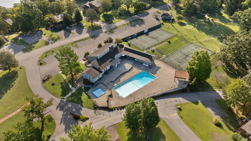 74 Woodson Bend Resort Bronston KY 42518