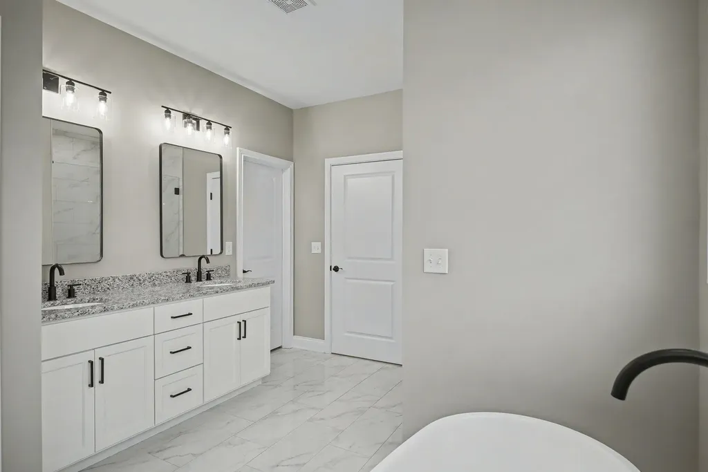 117 Farmers Bluff Nicholasville KY 40356