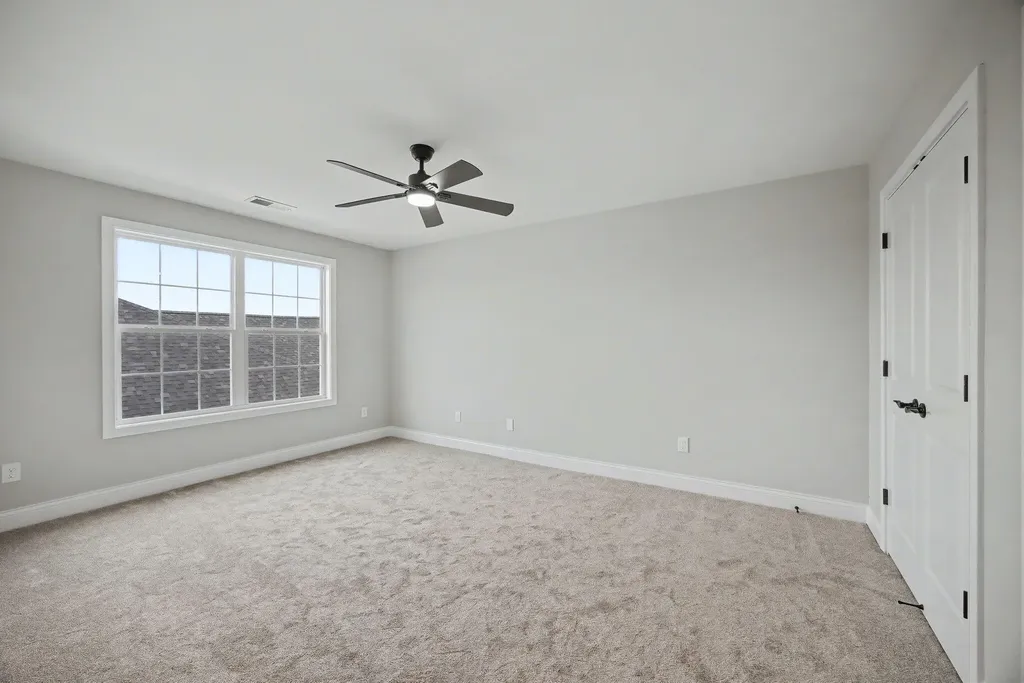 117 Farmers Bluff Nicholasville KY 40356