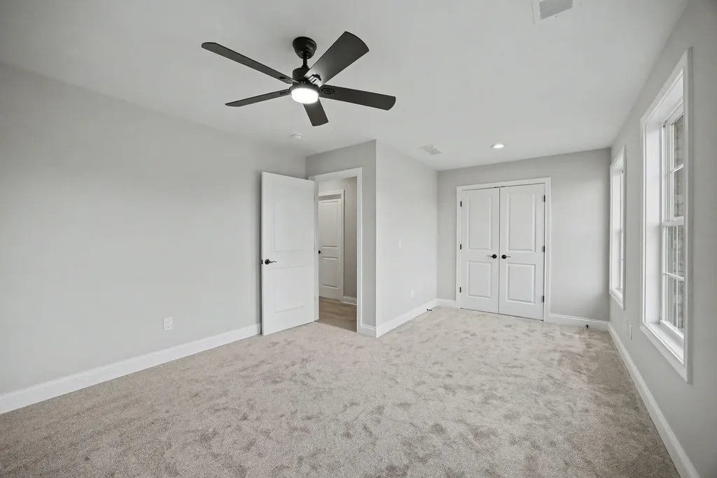 117 Farmers Bluff Nicholasville KY 40356