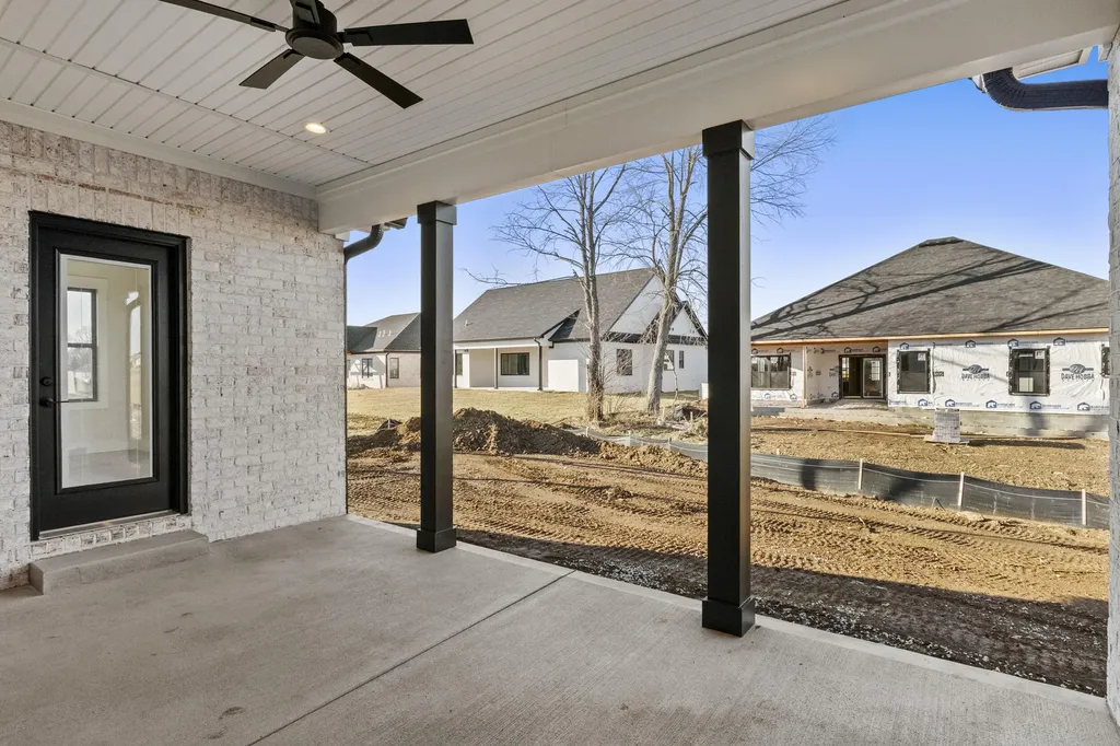 221 Madison Avenue Nicholasville KY 40356