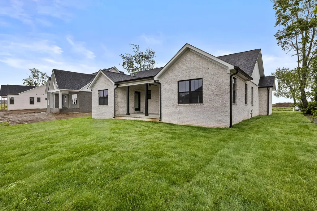 221 Madison Avenue Nicholasville KY 40356