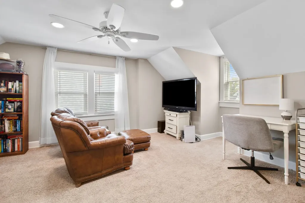 322 S Burns Avenue Winchester KY 40391