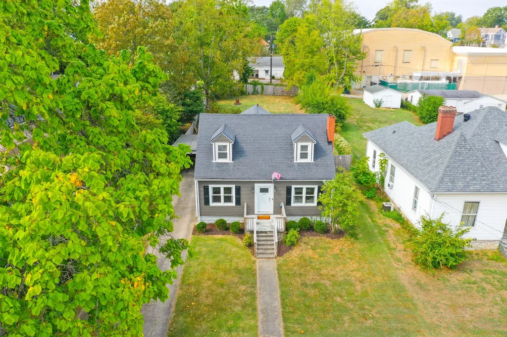 322 S Burns Avenue Winchester KY 40391